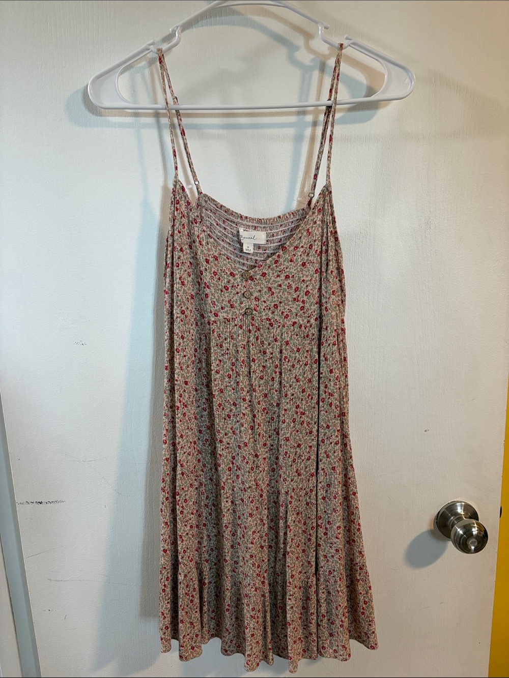 BE COOL Floral Mini Dress in Beige and Red
